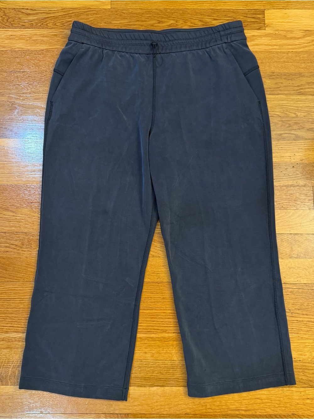 Lululemon Softstreme High-Rise Straight Leg Crop Black - Size 12 NWOT